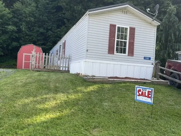 1120 Willow Dr, Clearfield, PA 16830