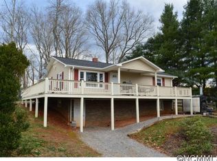 329 Ridgedale Rd, Clyde, NC 28721