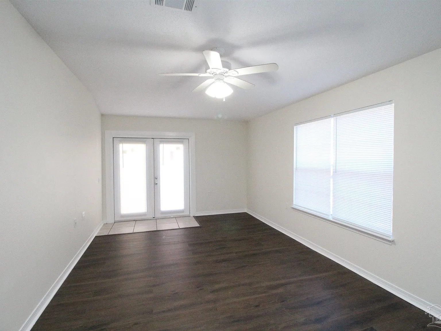 2 bed, 2.0 bath, 1238 sqft, $1,350 — Photo 3