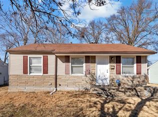 225 Tay Rd, Saint Louis, MO 63137