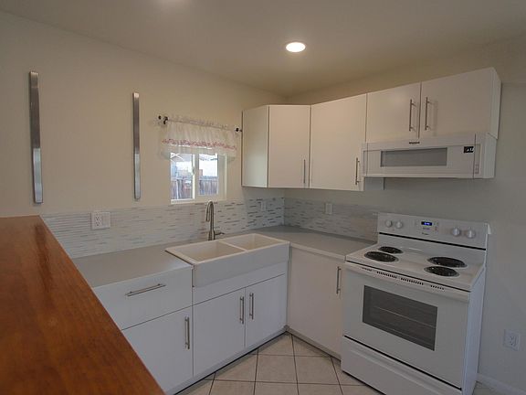 5th image of 555 W Euclid Ave