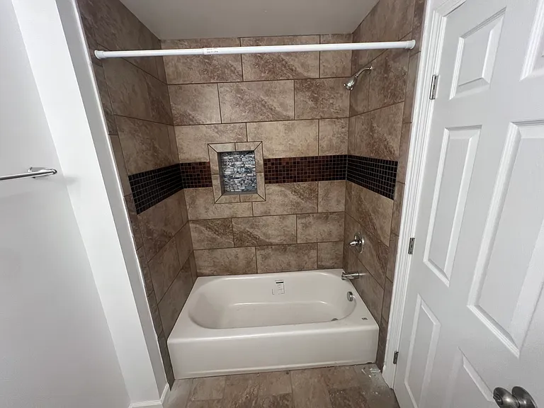 1903 Forbes Ave #1 — Photo 3