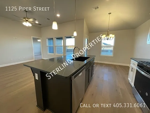 1125 Piper St — Photo 21