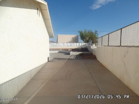 5th image of 1670 Diamond Dr