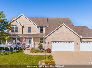 1753 Kingsbury Rd, Washington, IL 61571