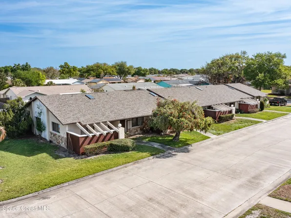 2106 Foxwood Dr, Melbourne, FL 32935