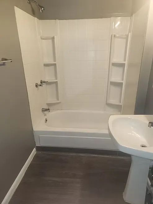3 bed, 1170 sqft, $1,725 — Photo 3