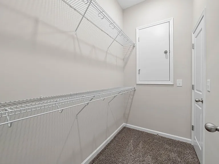329 Cedar Ct — Photo 16