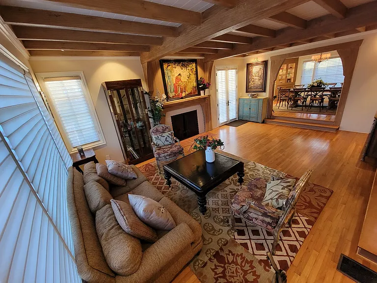 360 Aster St — Photo 16