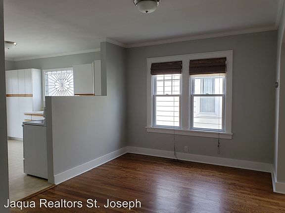 5th image of 409 La Salle Ave