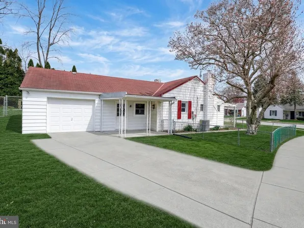 1400 Simpson Ferry Rd, New Cumberland, PA 17070