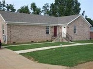 155 Adena Loop, Radcliff, KY 40160
