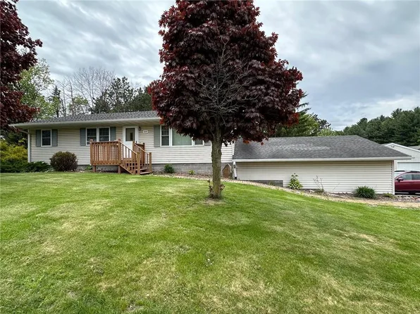 4808 Jeffers Road, Eau Claire, WI 54703