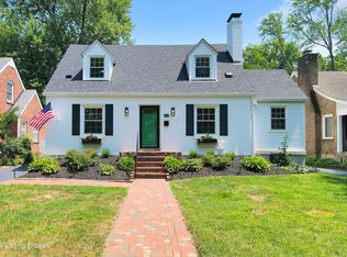 121 Ridgeway Ave, Saint Matthews, KY 40207