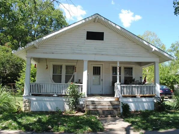 721 N 13th St, Independence, KS 67301