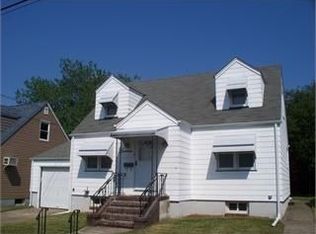 14 Acorn St, Totowa, NJ 07512
