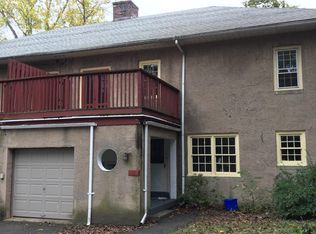 525 W Butler Pike APT 16, Ambler, PA 19002