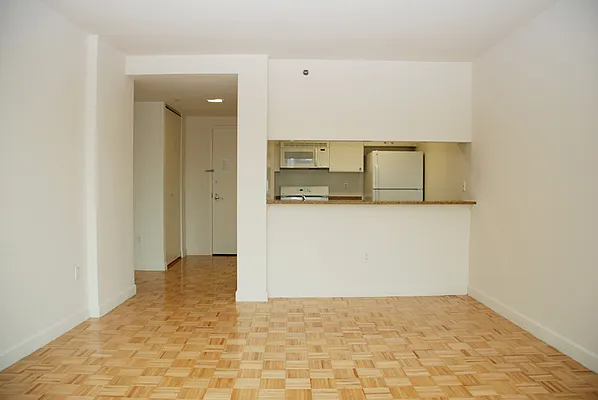 Rented by Stonehenge NYC LLC | media 1