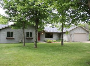 1052 Lexus Ln, Wisconsin Rapids, WI 54494