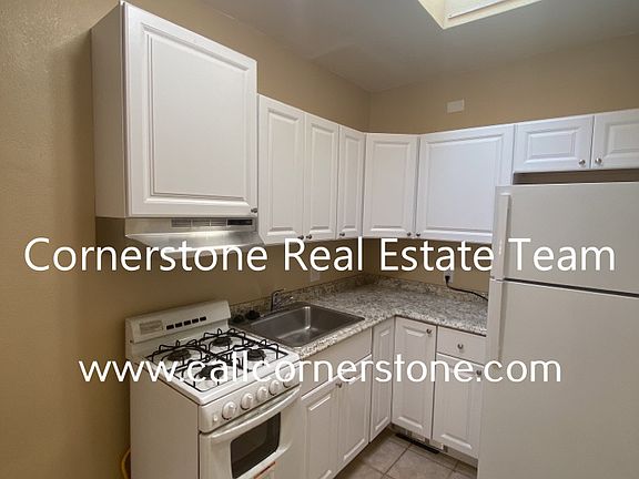 2nd image of 208 E Uintah St #8-201