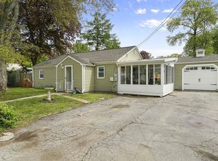 4 Coolidge Rd, Wilmington, MA 01887