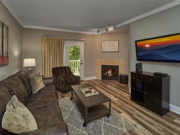 818 Golf View Blvd #1303, Pigeon Forge, TN 37863