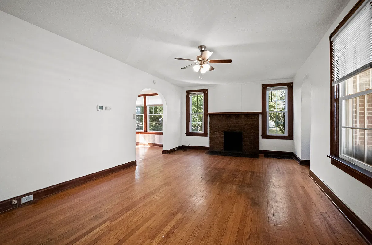 4 bed, 1802 sqft, $2,400 — Photo 3