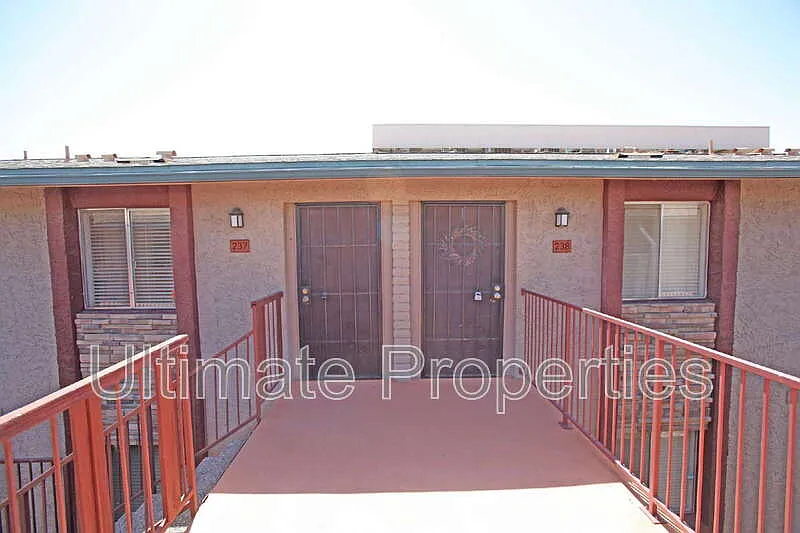 1 bed, 1.0 bath, 790 sqft, $1,395 — Photo 2
