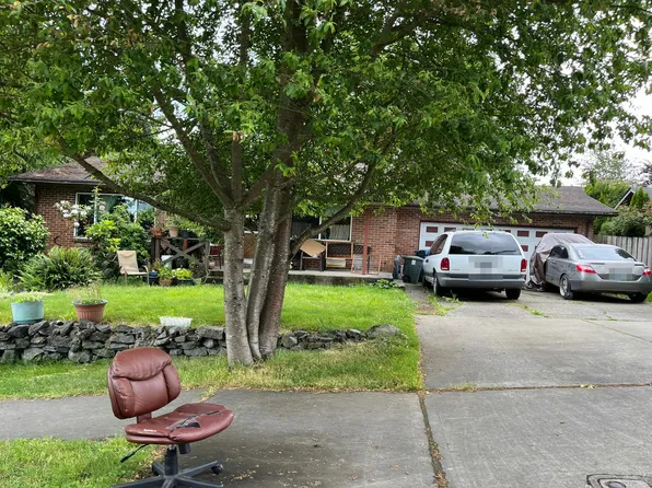 1038 E 48th St, Tacoma, WA 98404