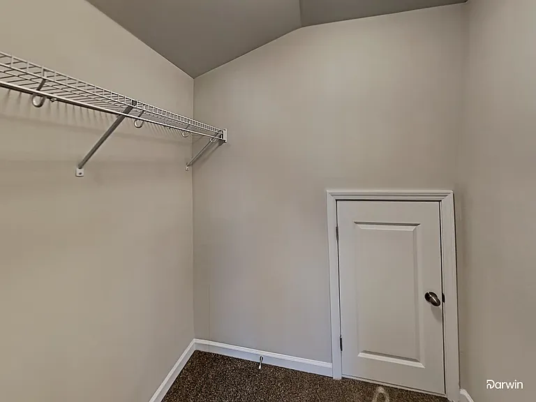 701 Redbud Ln — Photo 26