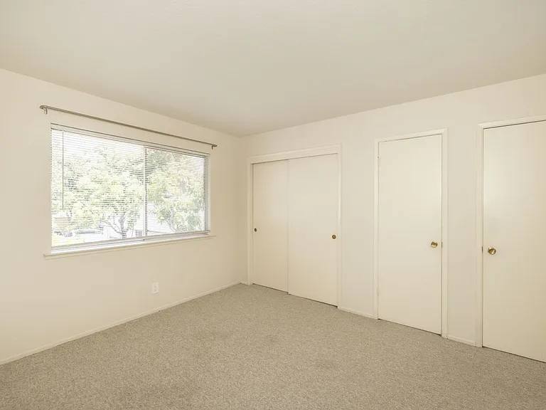 314 College Ave #1-6 — Photo 8
