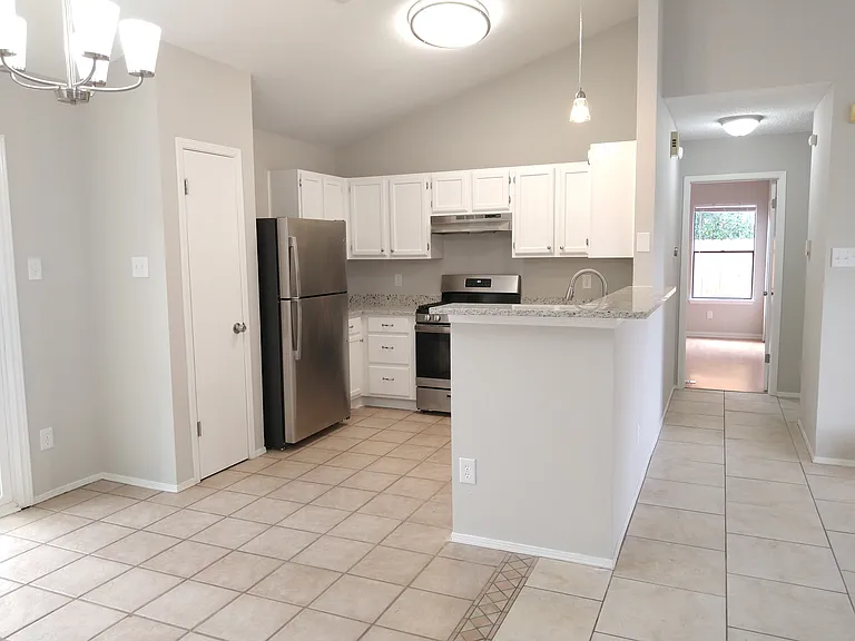 1813 Laurel Path — Photo 22