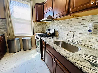 Rented by RealTegrity NY LLC