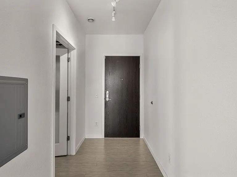 3535 Grand Ave S — Photo 5