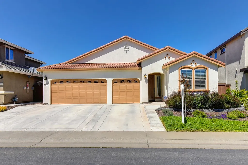 12744 Thornberg Way photo 1