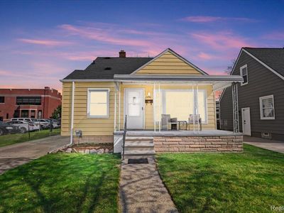 2441 Brockton Ave, Royal Oak, MI, 48067