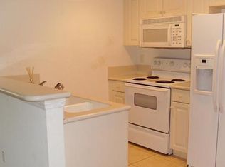 1956 Freeport Ln, Riviera Beach, FL 33404