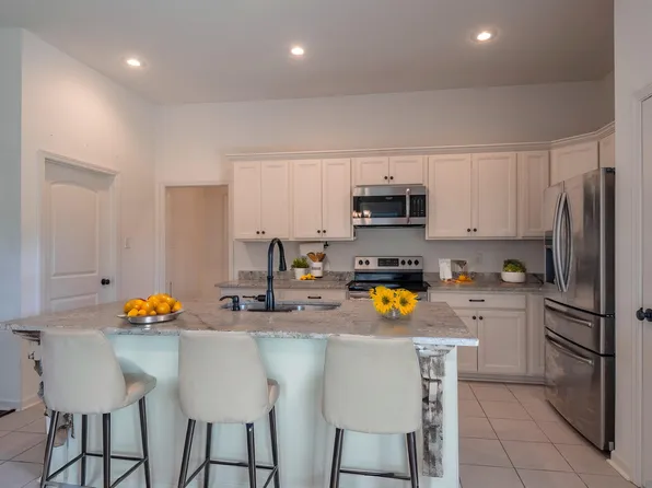 6617 Blue Rose Dr, Baton Rouge, LA 70817