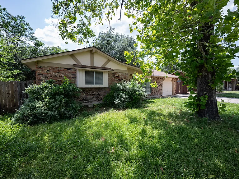 6614 Peachtree Dr — Photo 5