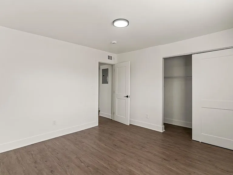 Greenway Trail Apartments — Photo 52