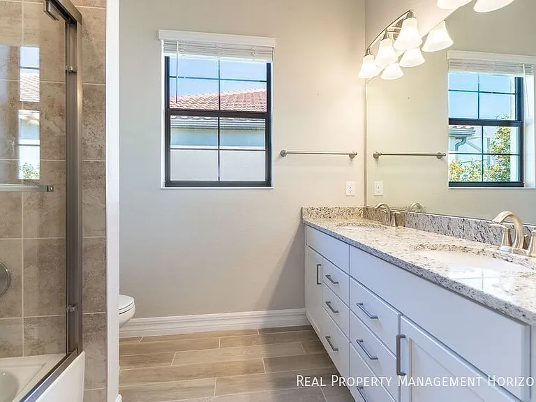 7036 Highgate Ln — Photo 16