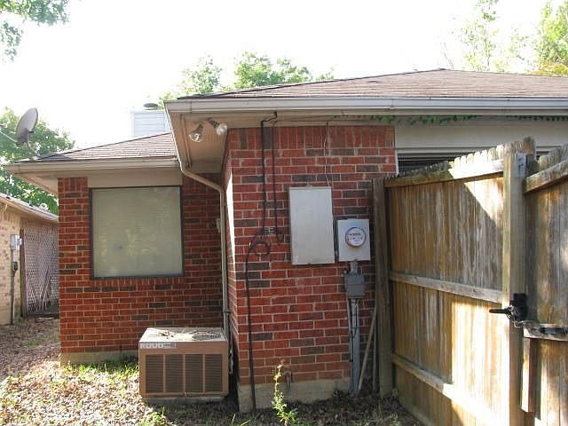 2nd image of 528 Horse Shoe Bnd