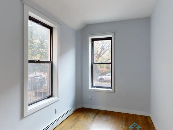 321 Eldert Street image 9 of 13