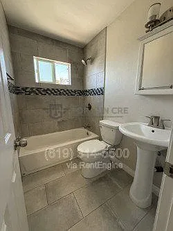 4275 48th St #13 — Photo 13