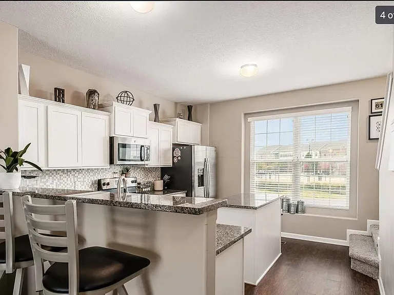 5766 Hayden Run Blvd — Photo 4