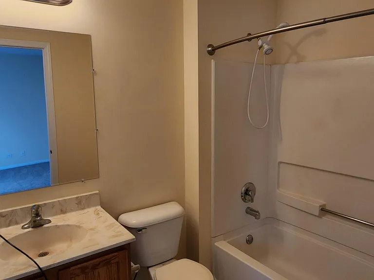 2096 Grayhawk Dr — Photo 3