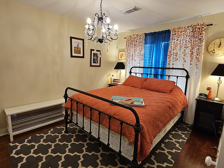 1026 Euclid St #1 — Photo 10