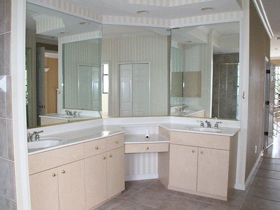 4th image of 12234 Clubhouse Dr