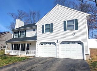 11 Running Brook Dr, Waterbury, CT 06704