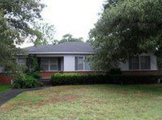1003 Chestnut St, Magnolia, AR 71753